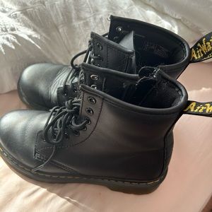 NEW Kids Dr. Martens
